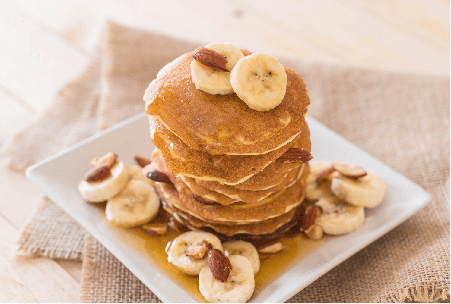 BANANEN-HAFERFLOCKEN PANCAKES